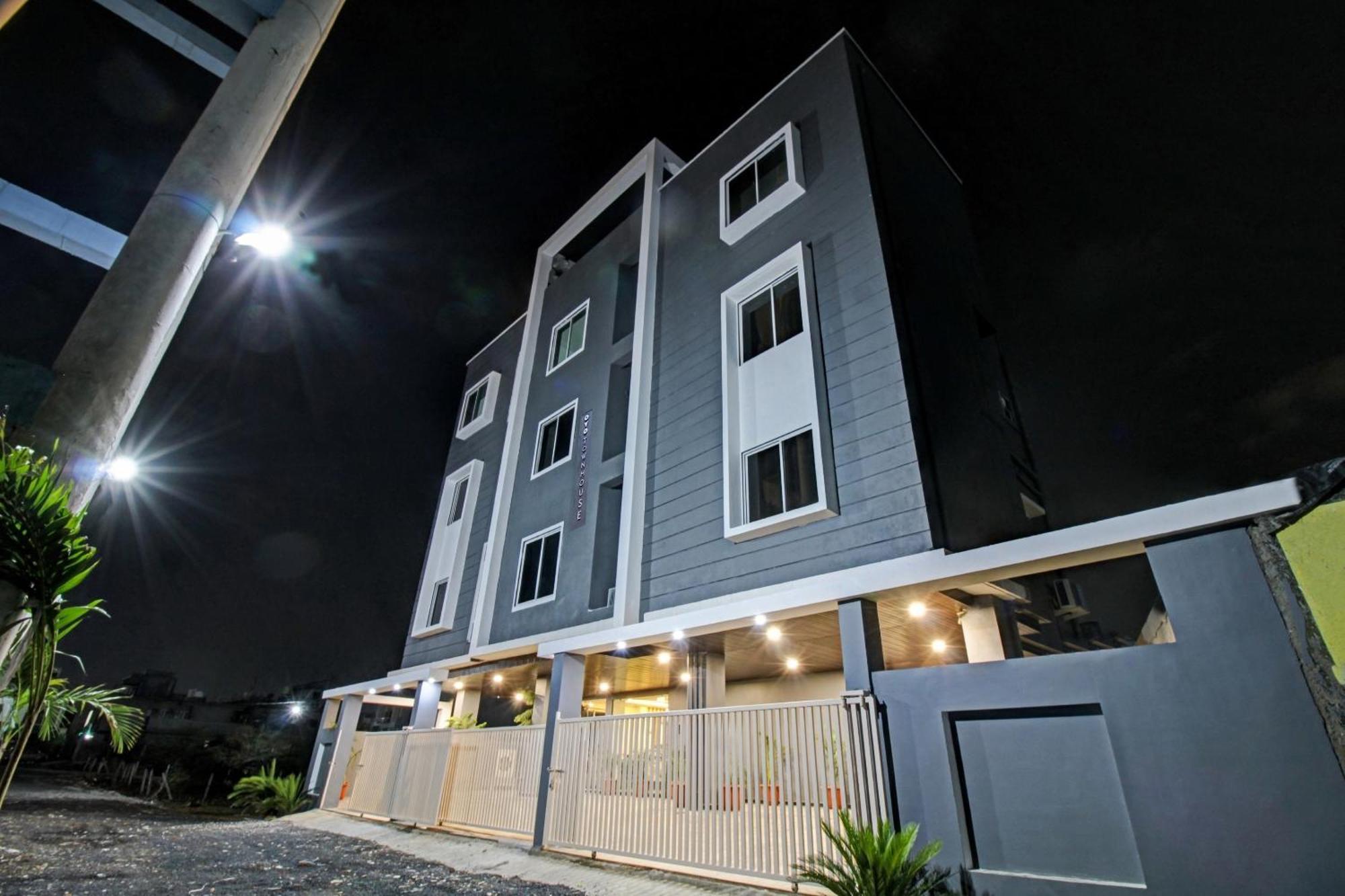 Townhouse Md Star Hotel Nagpur Exterior foto
