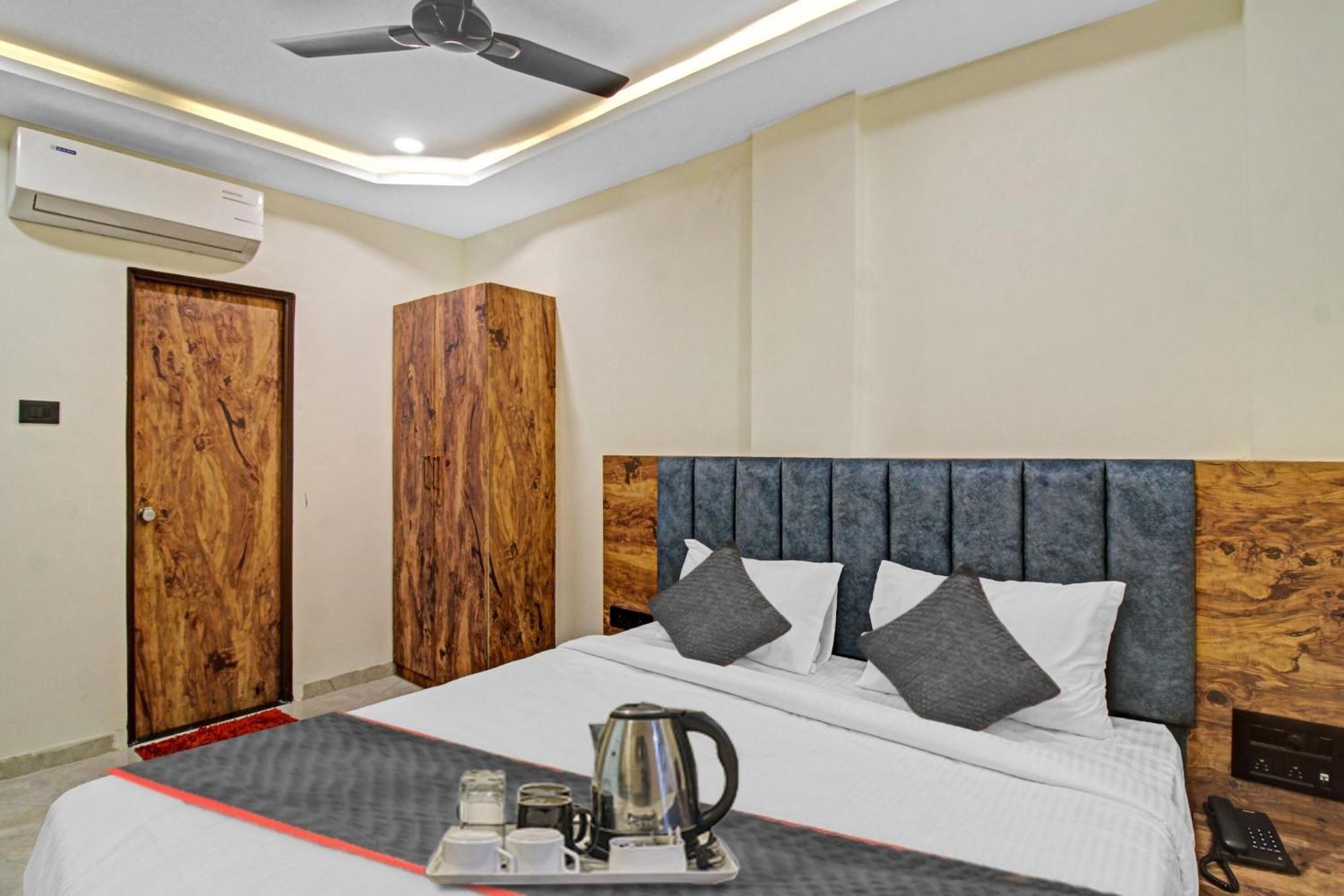 Townhouse Md Star Hotel Nagpur Exterior foto